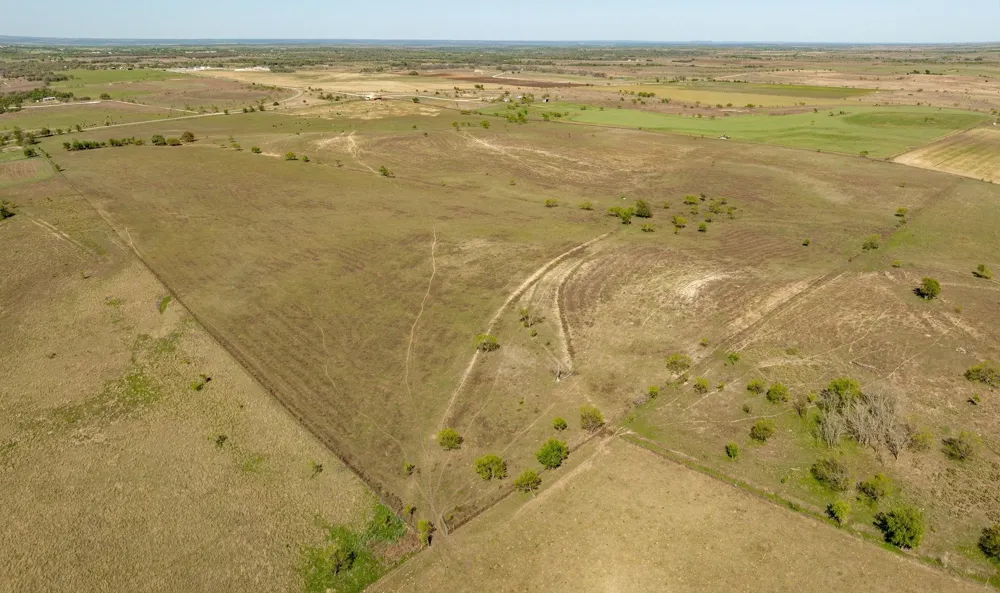 90 County Road 515 Energy, TX 76452
