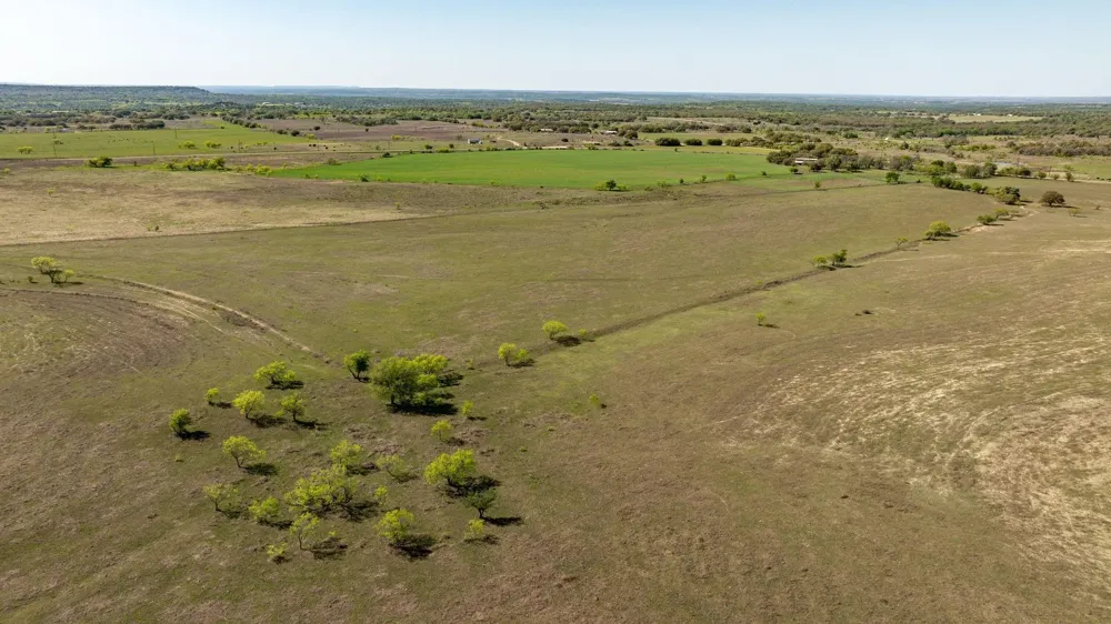 90 County Road 515 Energy, TX 76452