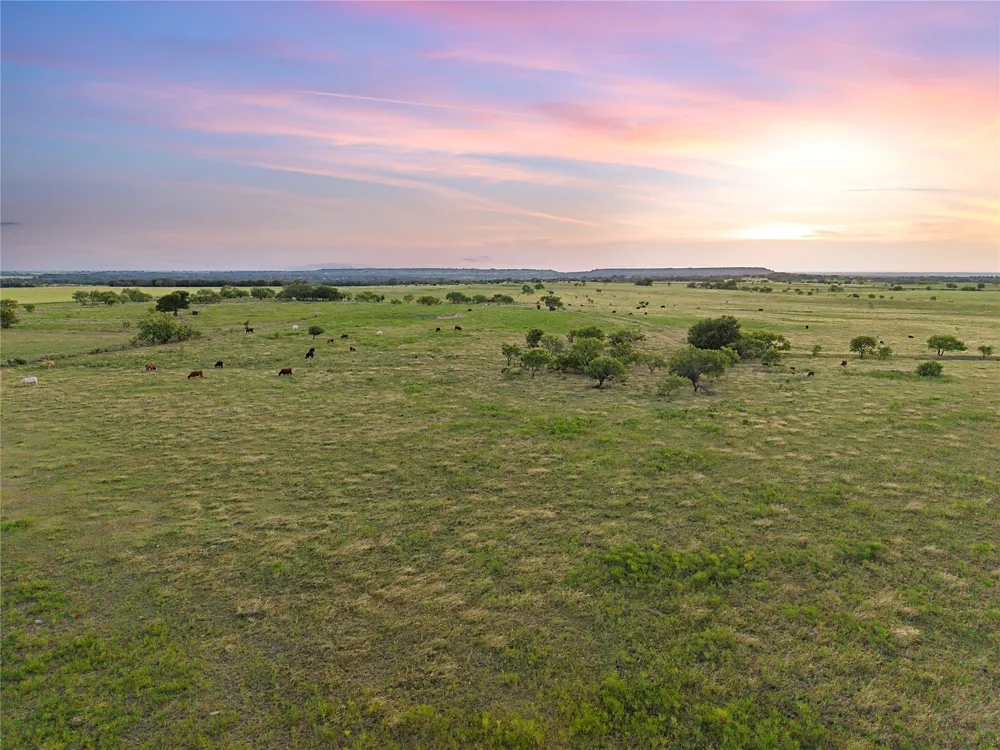 90 County Road 515 Energy, TX 76452