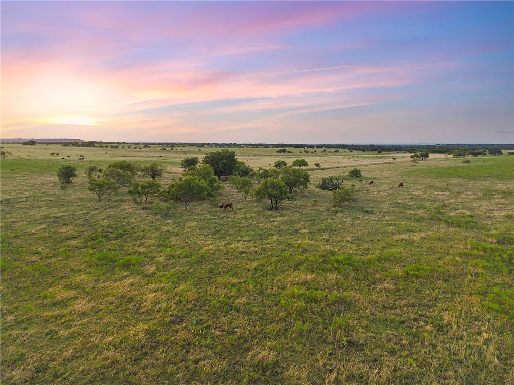 90 County Road 515 Energy, TX 76452