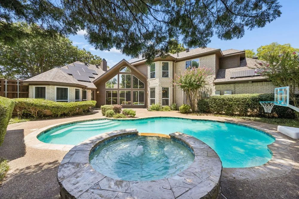 2020 Kipling Drive Flower Mound, TX 75022