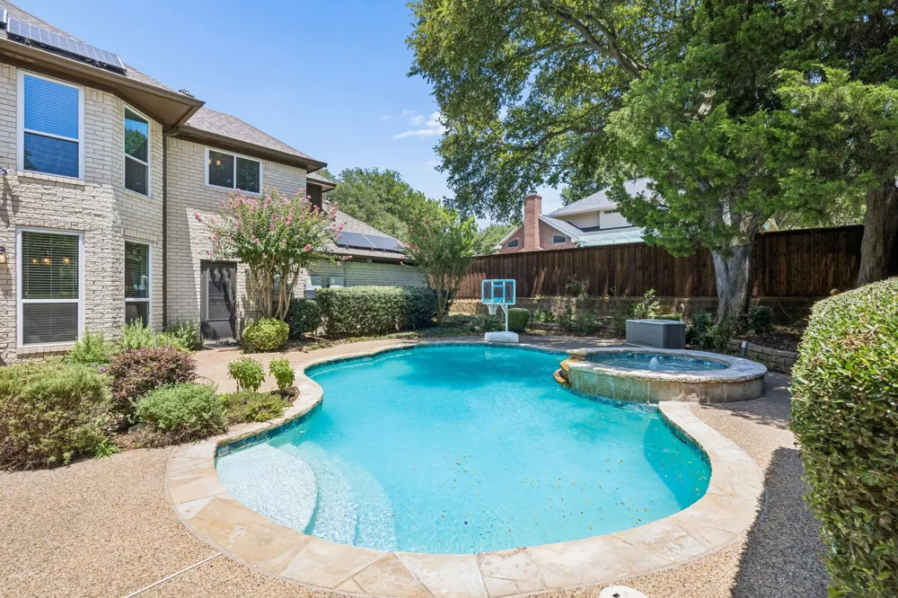 2020 Kipling Drive Flower Mound, TX 75022