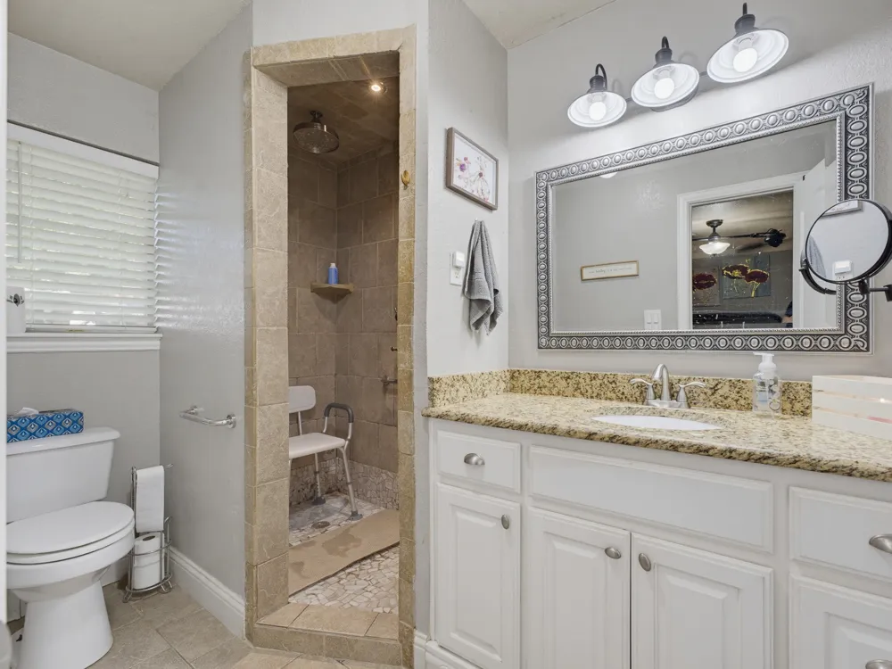 702 Preston Street Bowie, TX 76230