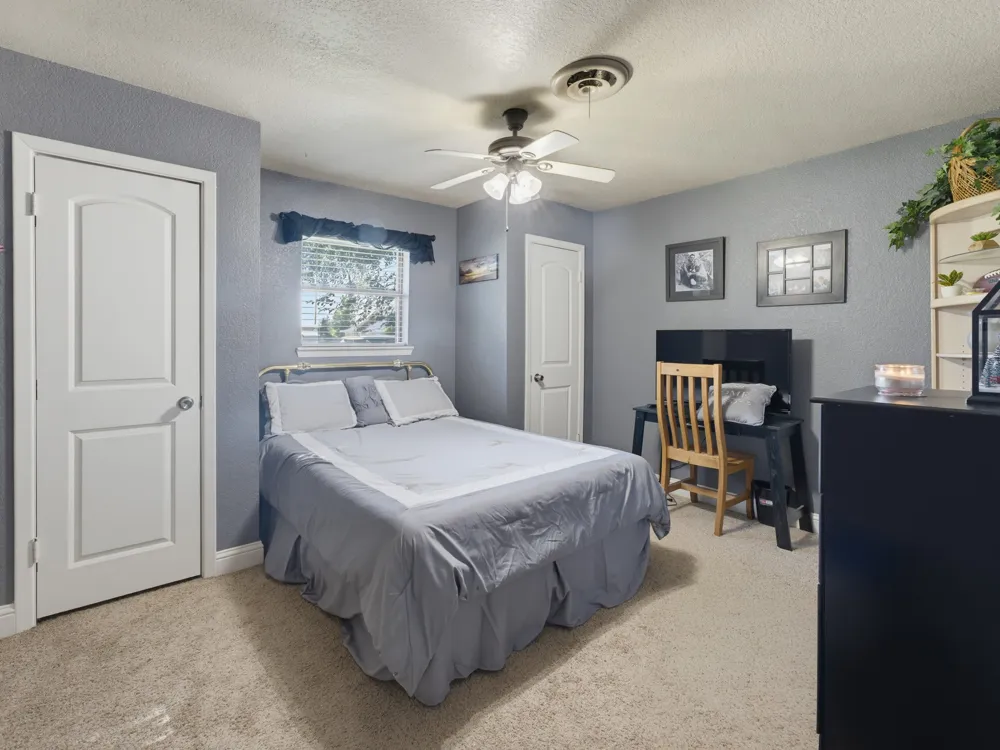 702 Preston Street Bowie, TX 76230