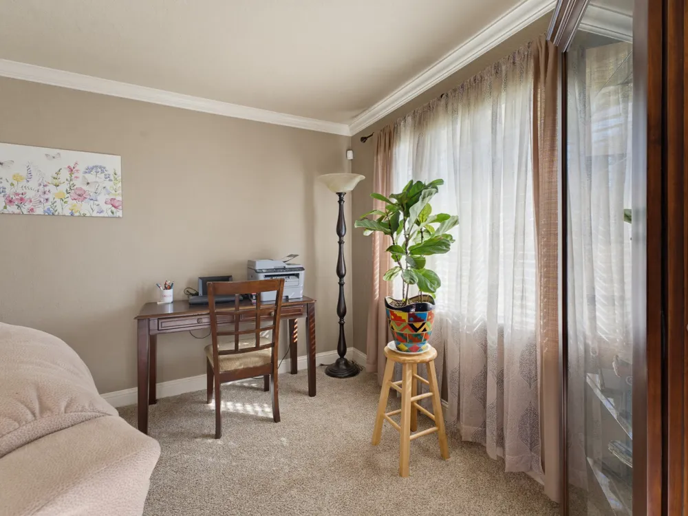 702 Preston Street Bowie, TX 76230