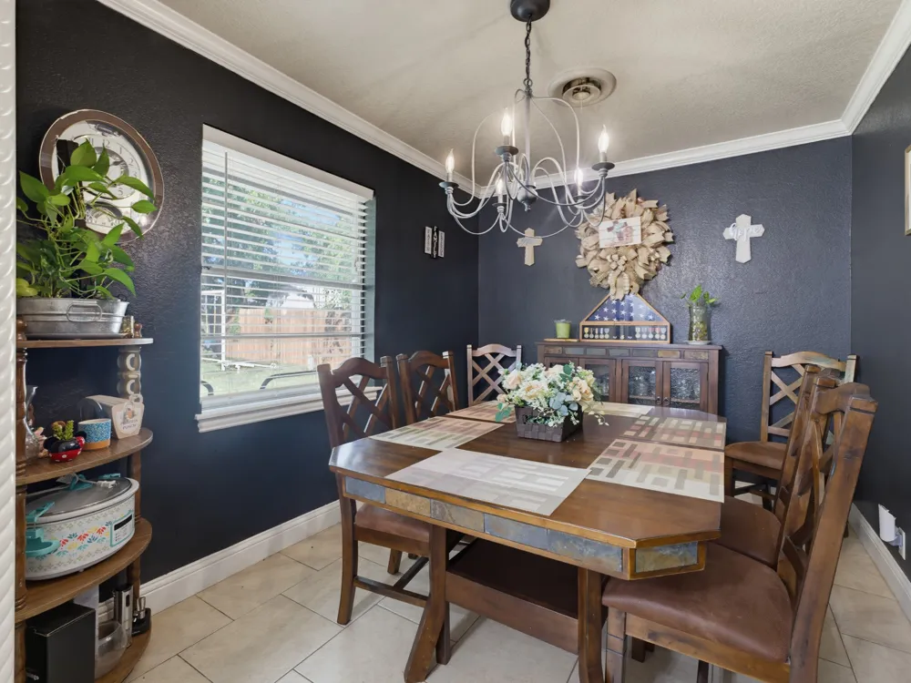 702 Preston Street Bowie, TX 76230