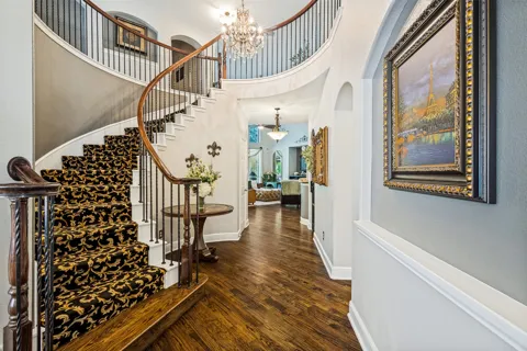 8704 Wyatt Circle