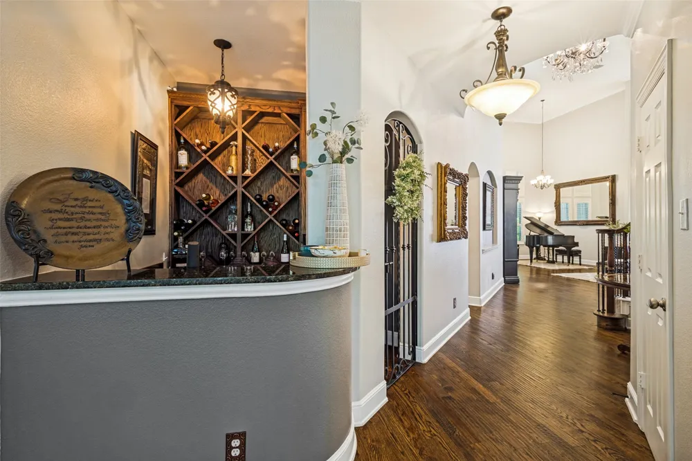 8704 Wyatt Circle Argyle, TX 76226