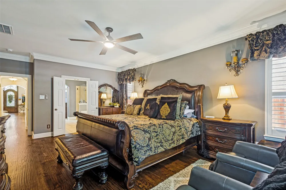 8704 Wyatt Circle Argyle, TX 76226