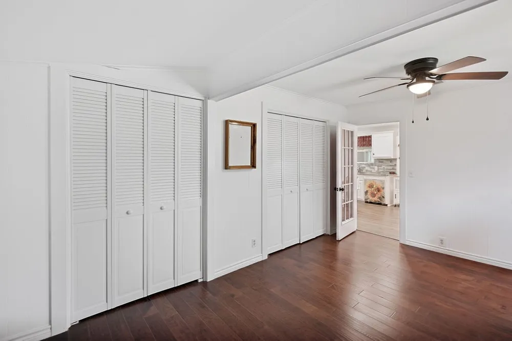 208 SOUTHSHORE DRIVE Lone Star, TX 75668