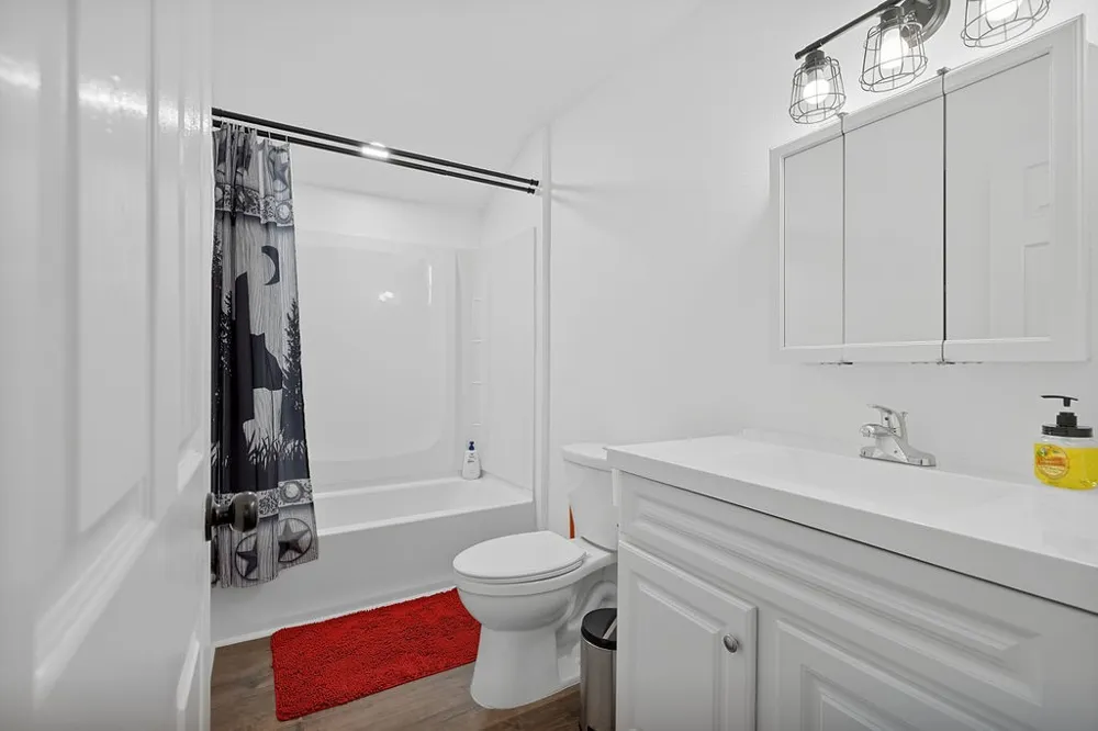 208 SOUTHSHORE DRIVE Lone Star, TX 75668
