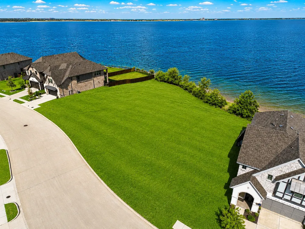 18102 Lakefront Court Forney, TX 75126