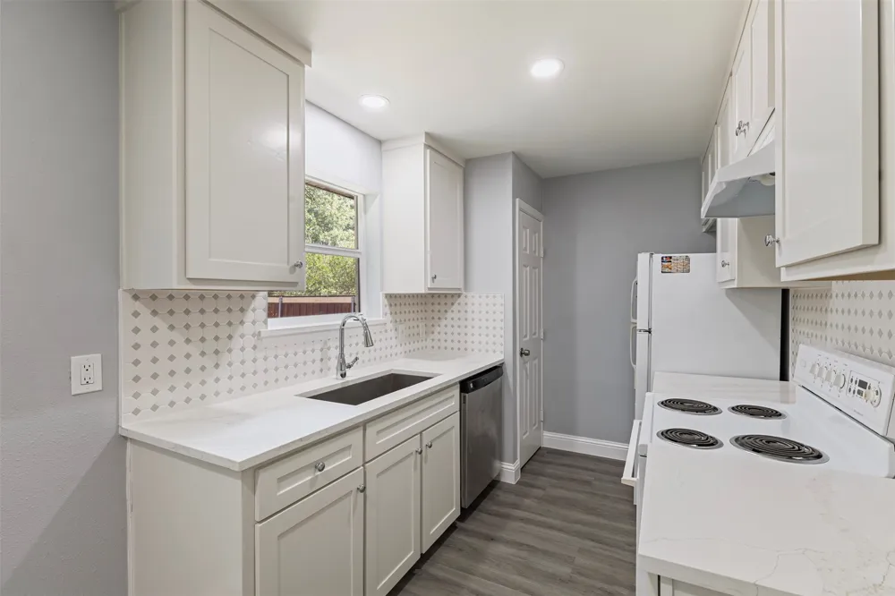 11412 Small Drive Balch Springs, TX 75180
