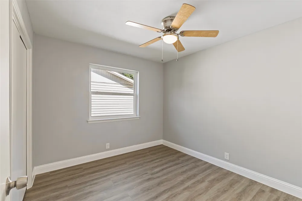11412 Small Drive Balch Springs, TX 75180