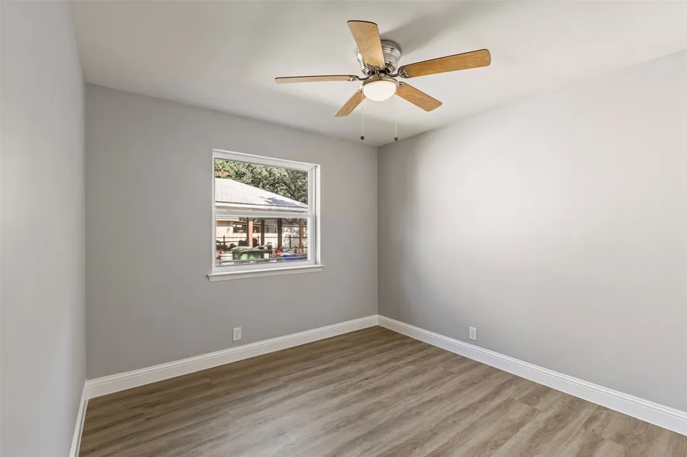 11412 Small Drive Balch Springs, TX 75180