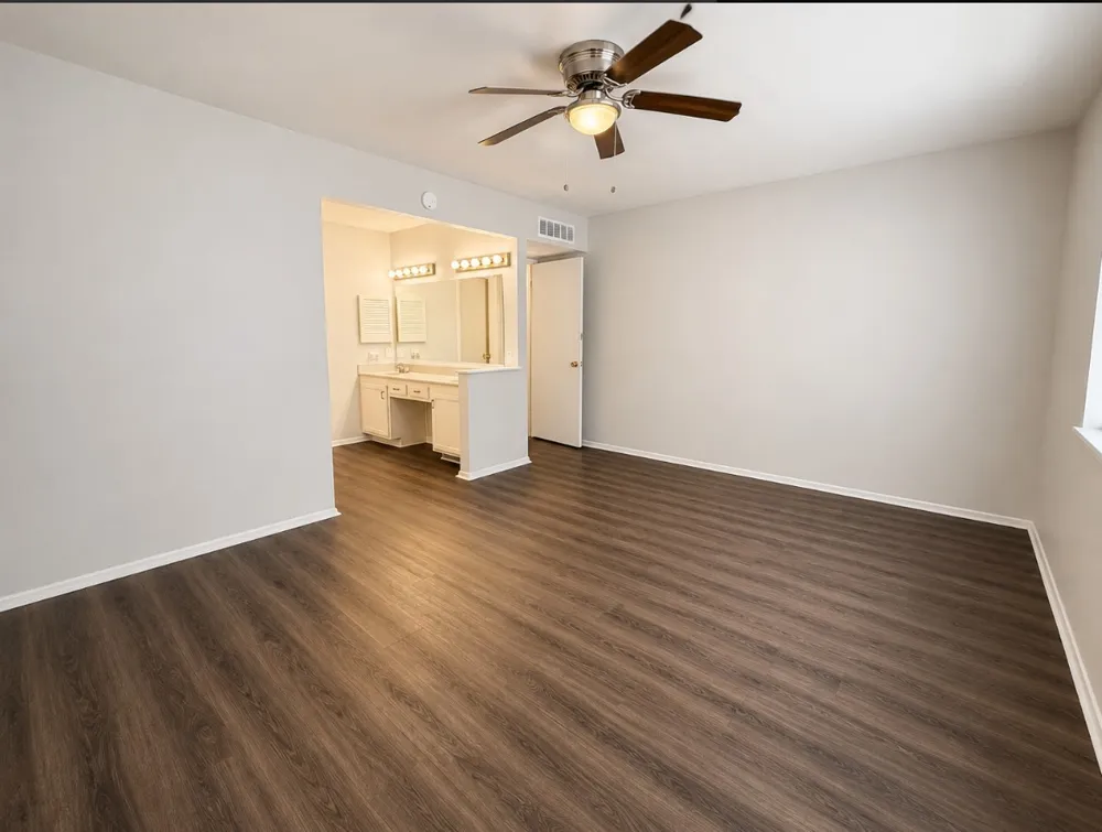 3824 Hackberry Lane Bedford, TX 76021