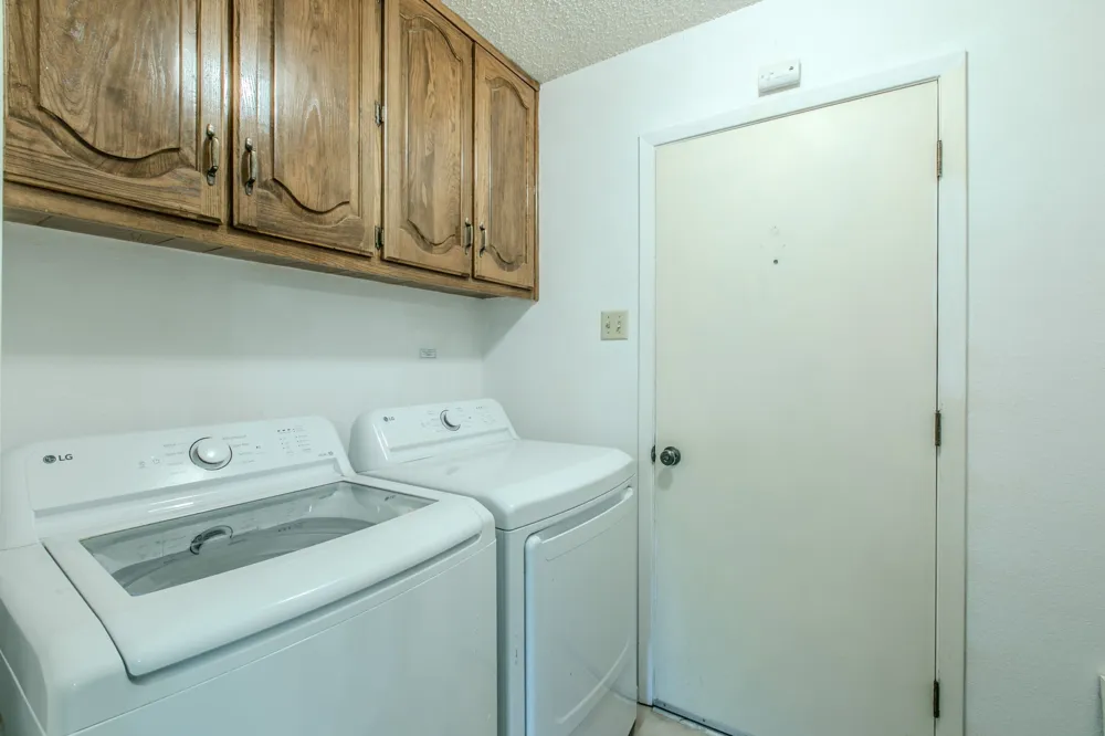 1057 Radisson Drive Hewitt, TX 76643