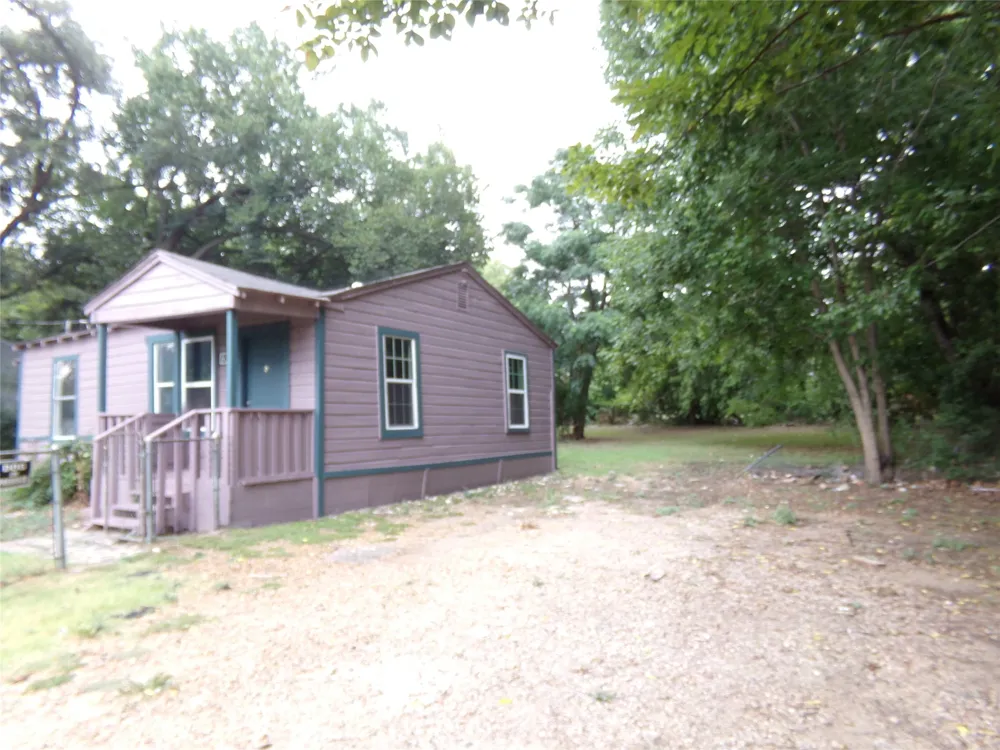 1310 Carroll Avenue Duncanville, TX 75137