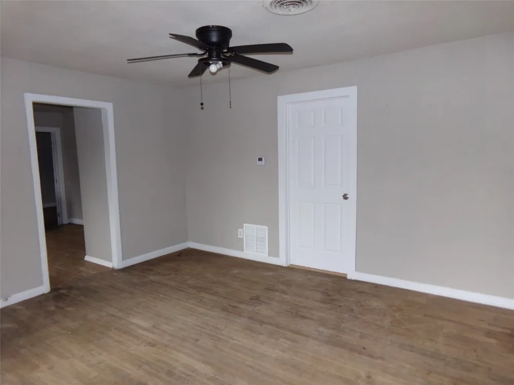 1310 Carroll Avenue Duncanville, TX 75137