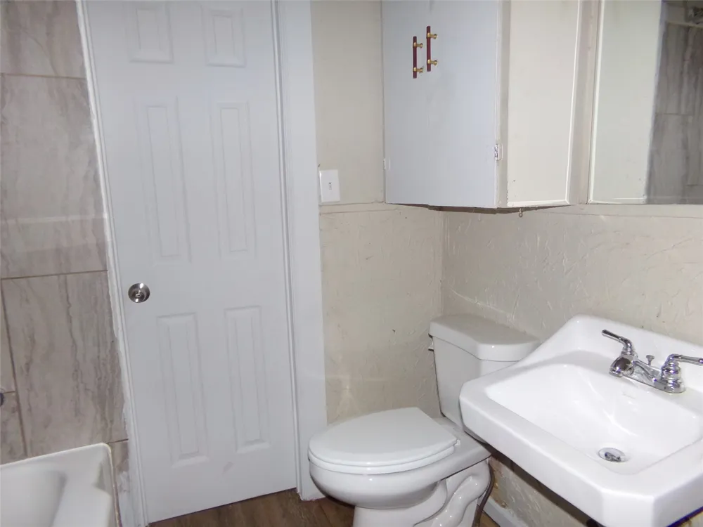 1310 Carroll Avenue Duncanville, TX 75137