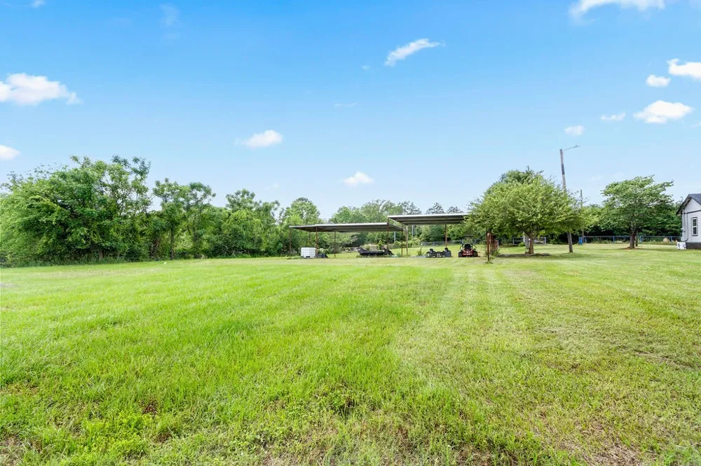 8869 County Road 1617 Avinger, TX 75630