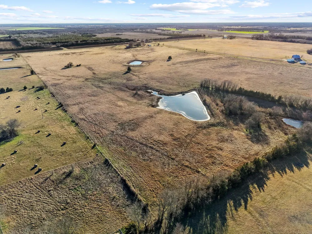 1858 Farm Road 1506 Paris, TX 75460