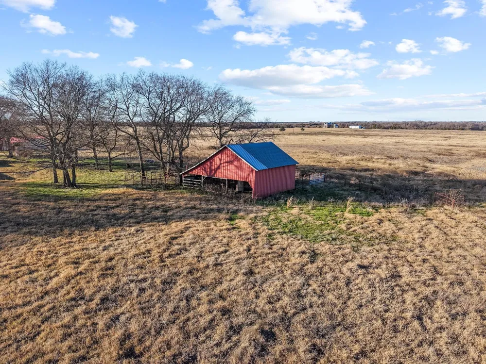 1858 Farm Road 1506 Paris, TX 75460