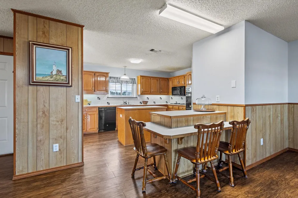 1858 Farm Road 1506 Paris, TX 75460