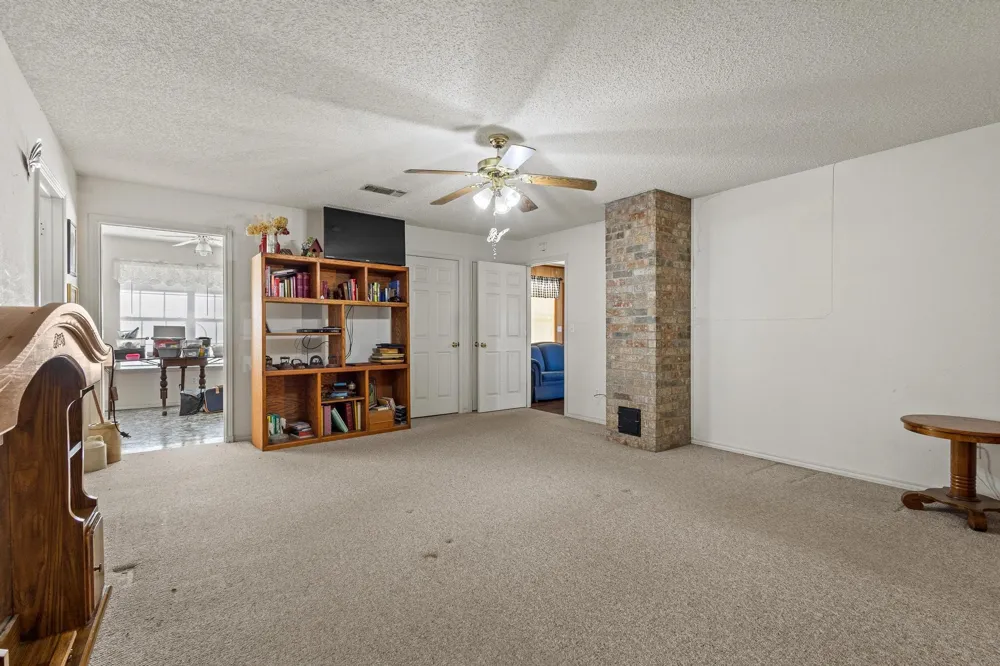 1858 Farm Road 1506 Paris, TX 75460