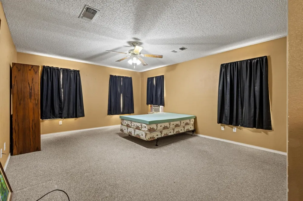 1858 Farm Road 1506 Paris, TX 75460