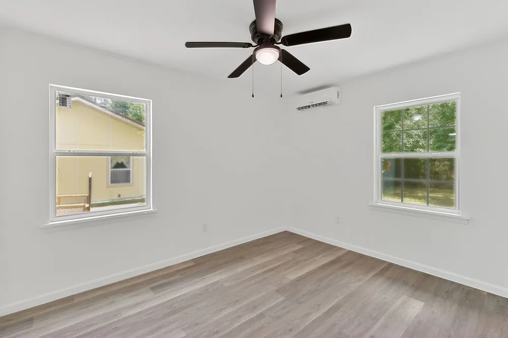 327 Randolph Street Lone Star, TX 75668