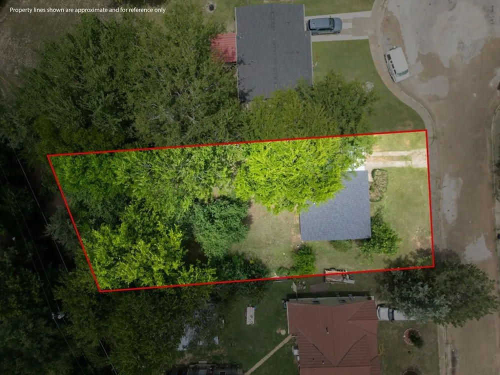 327 Randolph Street Lone Star, TX 75668