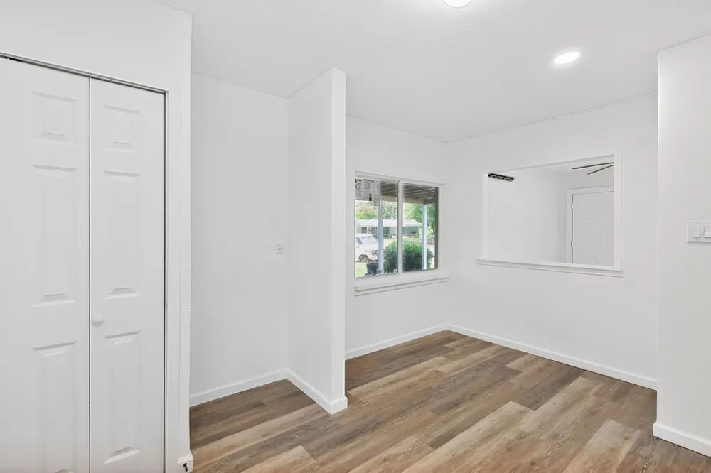 327 Randolph Street Lone Star, TX 75668