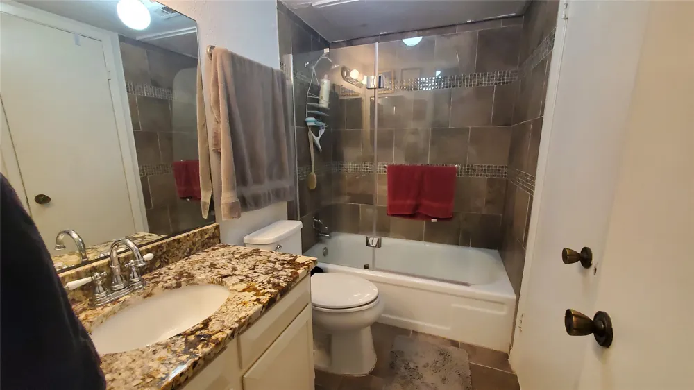834 Pebble Beach Drive Garland, TX 75043