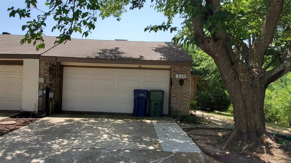 834 Pebble Beach Drive Garland, TX 75043