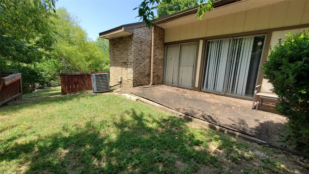 834 Pebble Beach Drive Garland, TX 75043