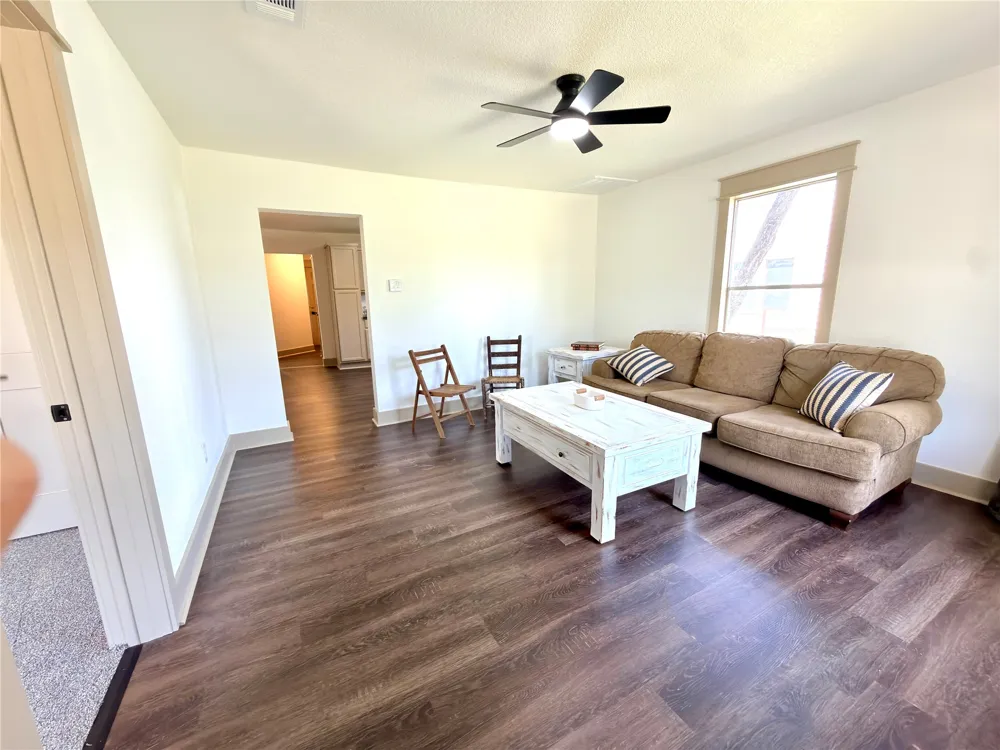 707 Reynolds Street Goldthwaite, TX 76844