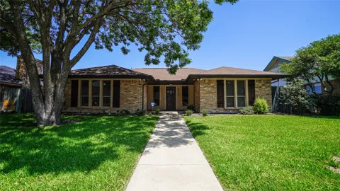 7113 Ridgeview Drive