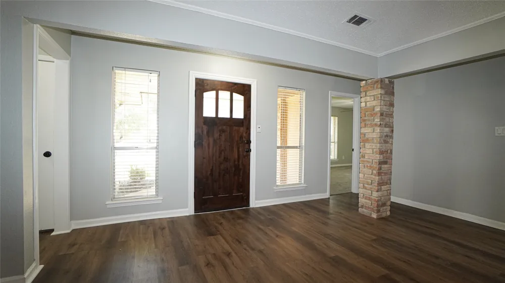 7113 Ridgeview Drive Rowlett, TX 75089
