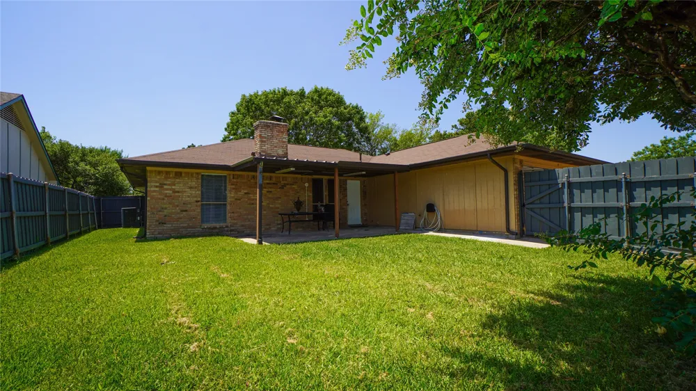 7113 Ridgeview Drive Rowlett, TX 75089