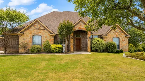 112 Meadow Arbor Drive