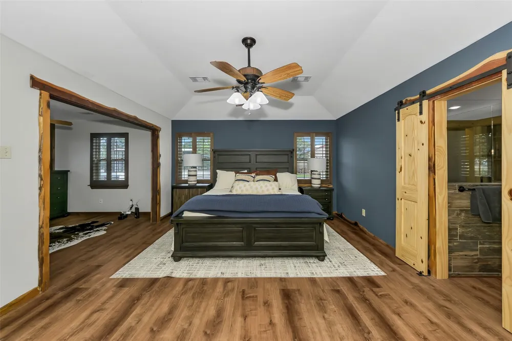 3911 Highway 281 Mineral Wells, TX 76067