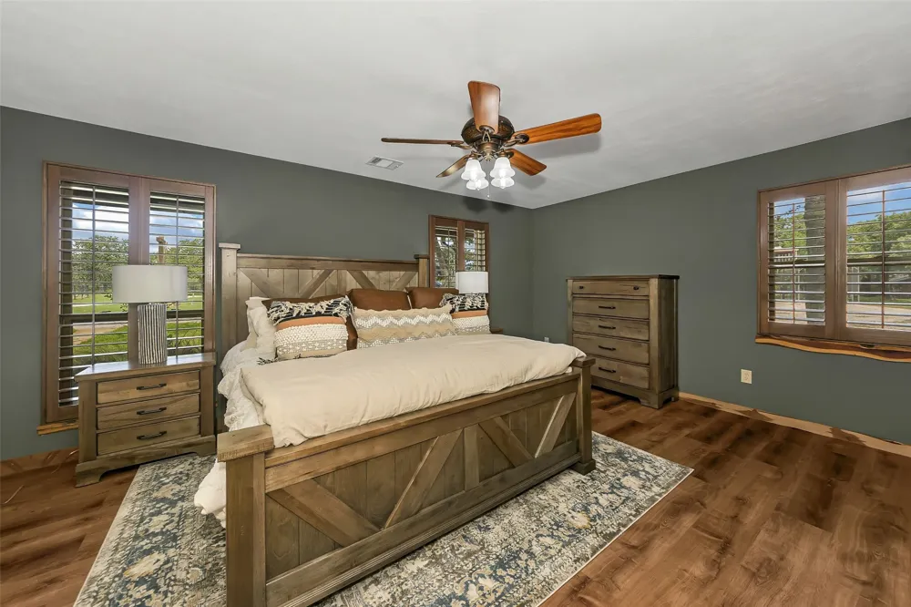 3911 Highway 281 Mineral Wells, TX 76067