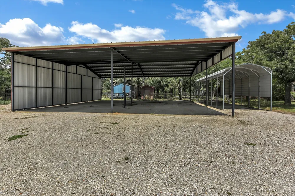 3911 Highway 281 Mineral Wells, TX 76067