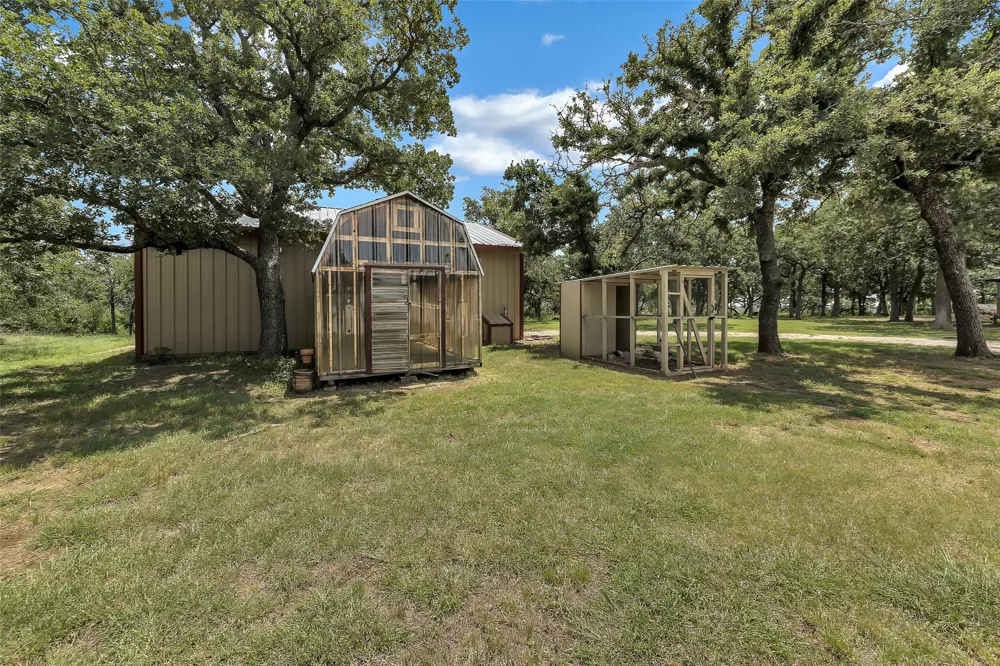 3911 Highway 281 Mineral Wells, TX 76067