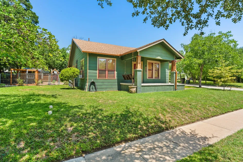 1120 1st Street Temple, TX 76501