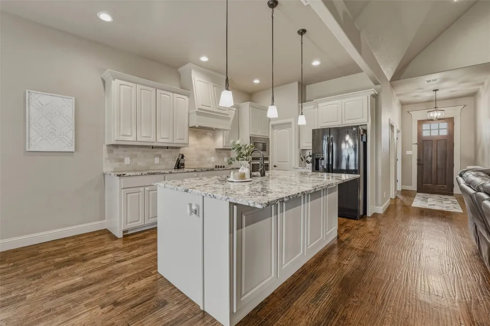 125 Oak View Drive Godley, TX 76044