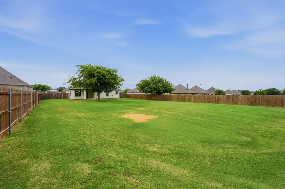 125 Oak View Drive Godley, TX 76044