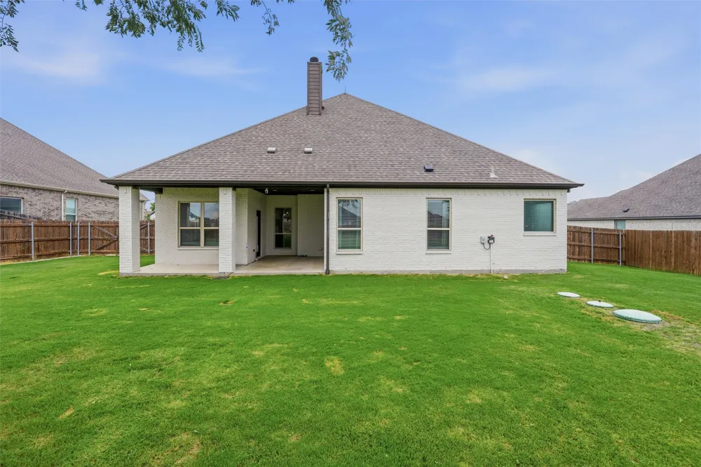 125 Oak View Drive Godley, TX 76044