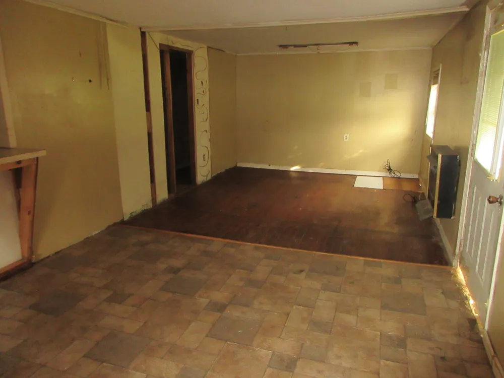 124 Sibley Street Oil City, LA 71061